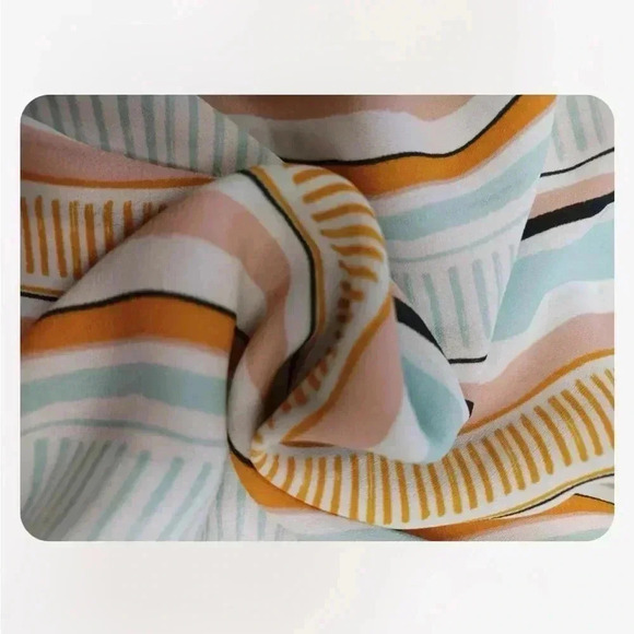 Violet + Claire Hi  Lo Long Sleeve Striped Button Down Blouse Top Size Large - Picture 10 of 10